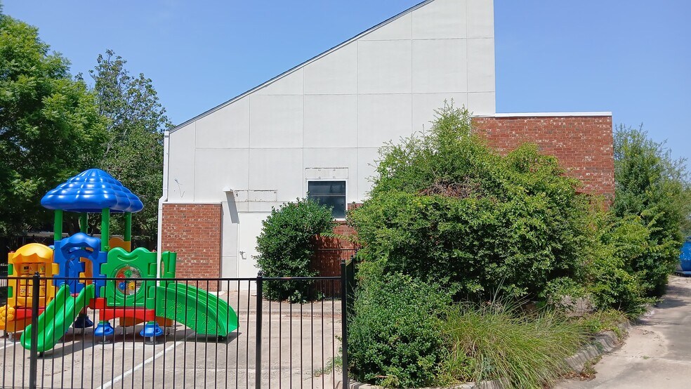 More Photos Of 2100 Post Oak Xing, Sherman Schools For Sale