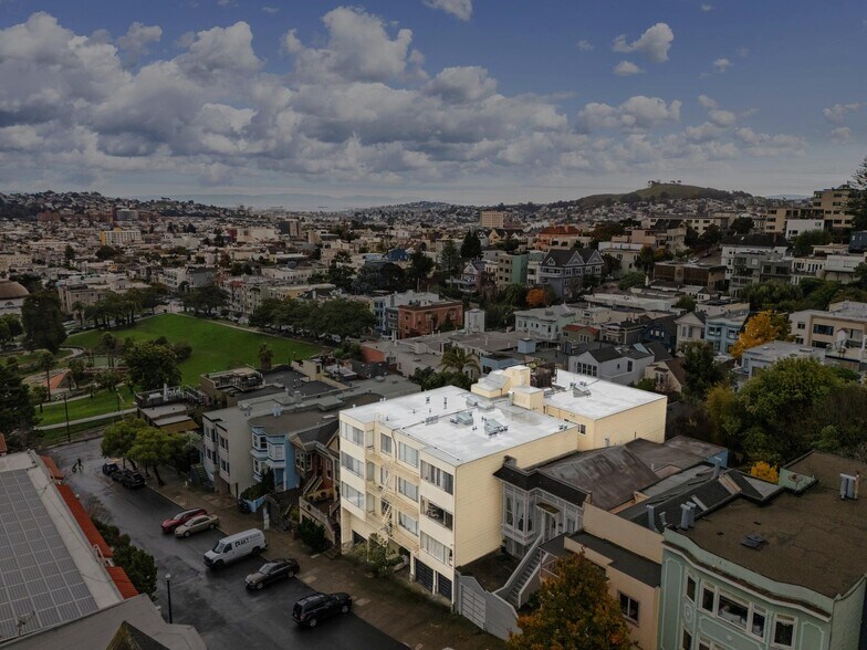More Photos Of 237 Cumberland St, San Francisco Multifamily For Sale