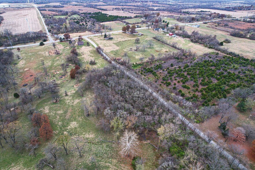 More Photos Of 11810 Parallel Pky, Kansas City Land For Sale
