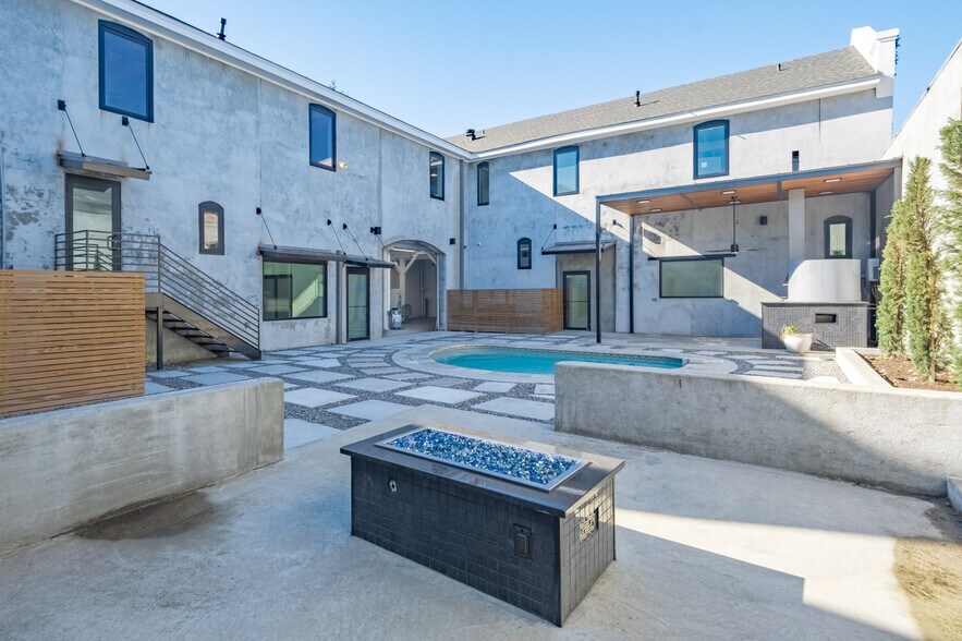 More Photos Of 3157 Tchoupitoulas St, New Orleans Service For Lease