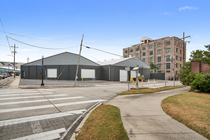 Primary Photo Of 2123 Tchoupitoulas St, New Orleans Warehouse For Sale