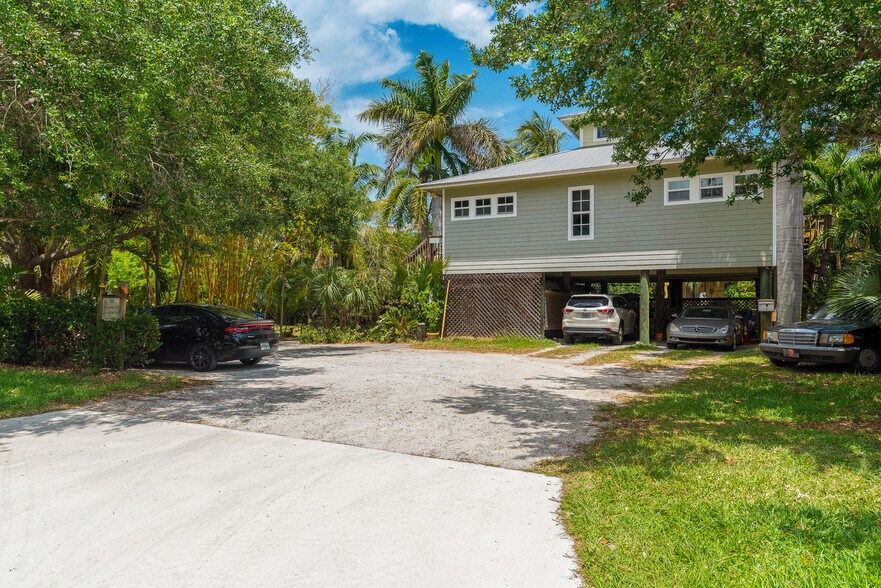 More Photos Of 201 Sw 6th St, Stuart Office For Sale