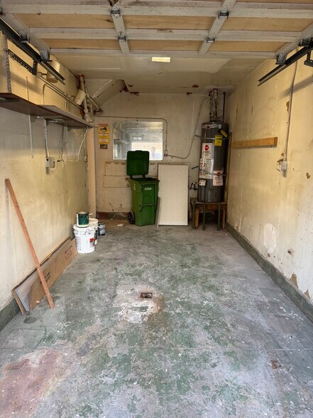 More Photos Of 1551-1555 Clement St, San Francisco Storefront Retail Residential For Lease