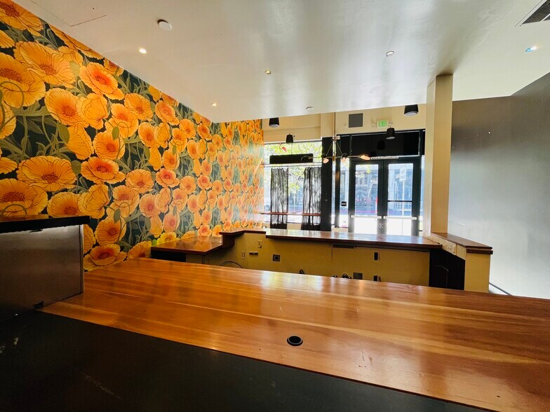 More Photos Of 1737-1741 Broadway, Oakland Office For Lease