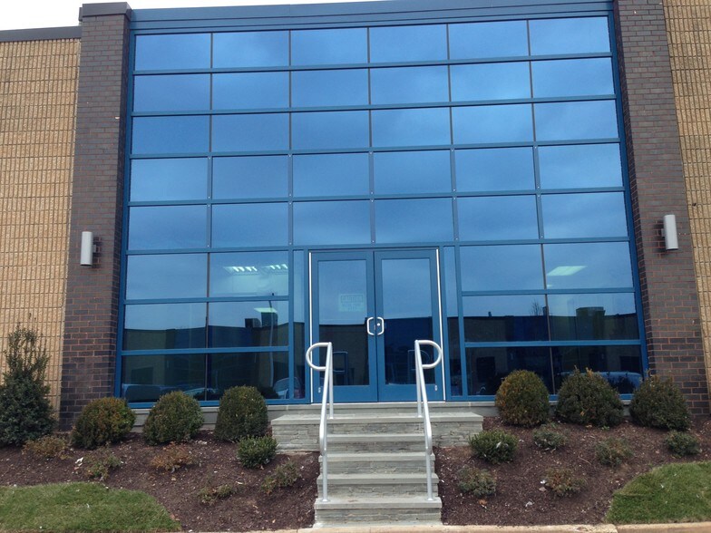 More Photos Of 3005 Hadley Rd, South Plainfield Flex For Lease
