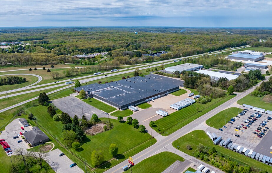 More Photos Of 6677 Beatrice Dr, Kalamazoo Distribution For Lease