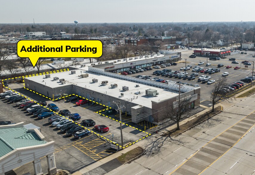 More Photos Of 6310 W 95th St, Oak Lawn Unknown For Lease