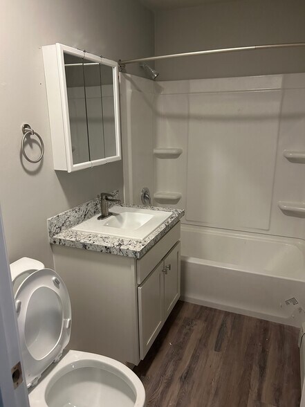 More Photos Of 415 W Fulton St, Waupaca Apartments For Sale