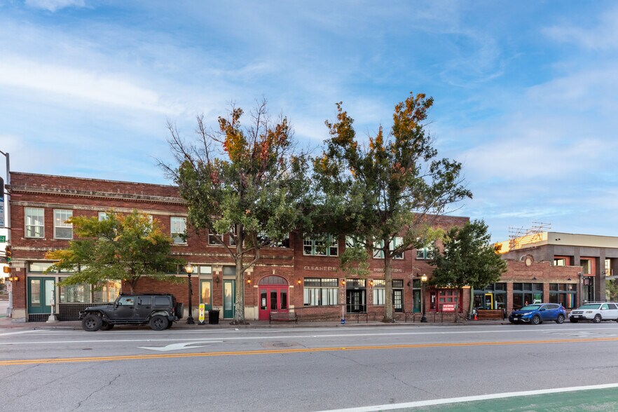 More Photos Of 701 W Magnolia Ave, Fort Worth Unknown For Lease