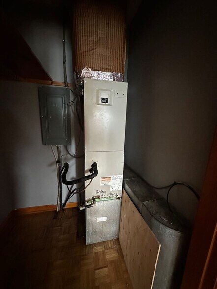 More Photos Of 201 Mountain Ave SW, Roanoke Multifamily For Sale