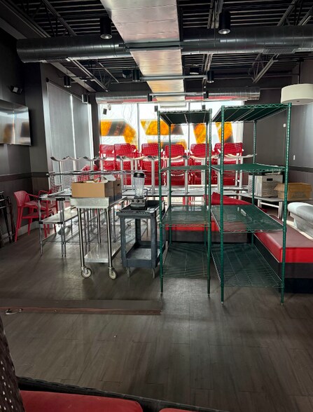 More Photos Of 340 Vin Rambla, El Paso Restaurant For Lease