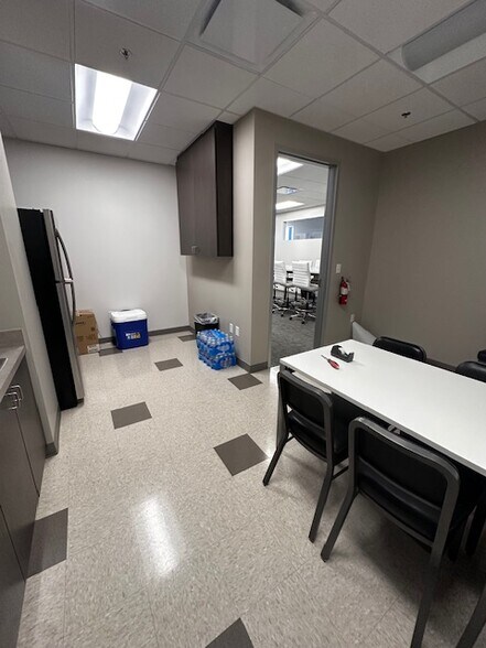 More Photos Of 1980 Festival Plaza Dr, Las Vegas Office For Lease