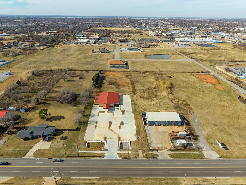 More Photos Of 8017 S Santa Fe Ave, Oklahoma City Religious Facility For Sale