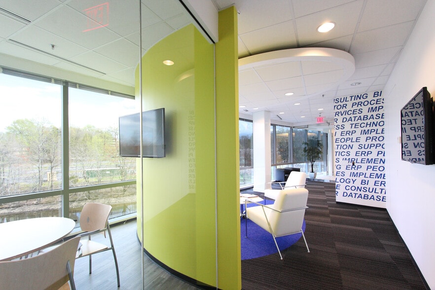 More Photos Of 1939 Roland Clarke Pl, Reston Office For Lease