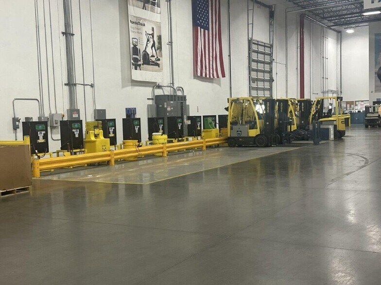 More Photos Of 350 Morgan Lakes Industrial Blvd, Pooler Distribution For Lease