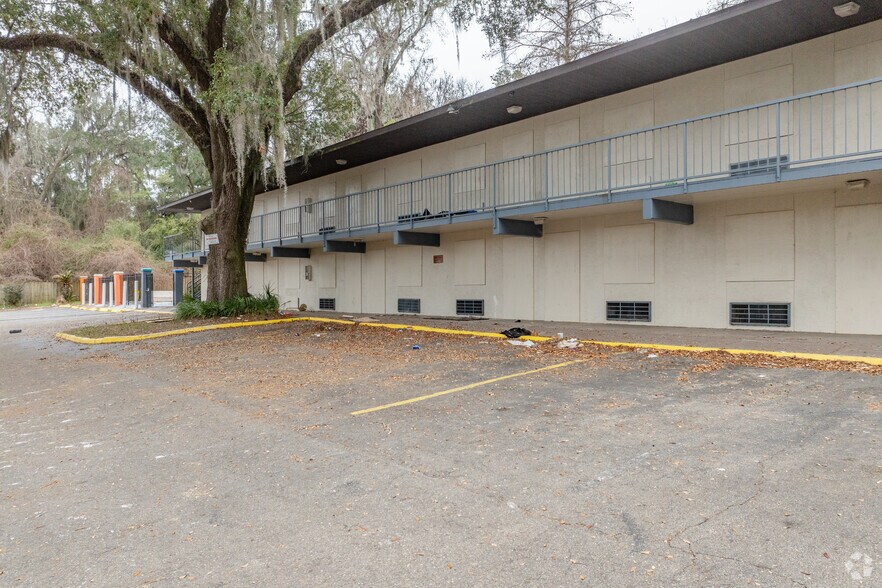 More Photos Of 2726 N Monroe St, Tallahassee Hotel For Sale