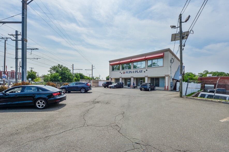 More Photos Of 85-A Walnut St, Montclair Storefront Retail Office For Sale