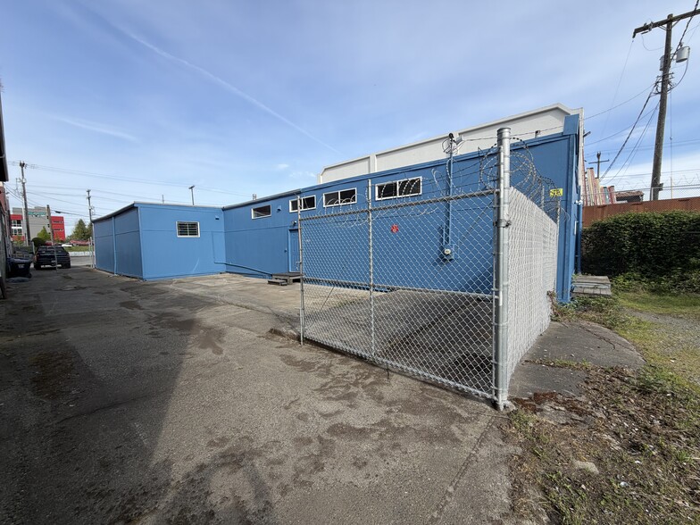 More Photos Of 2720 6th Pl S, Seattle Industrial For Lease