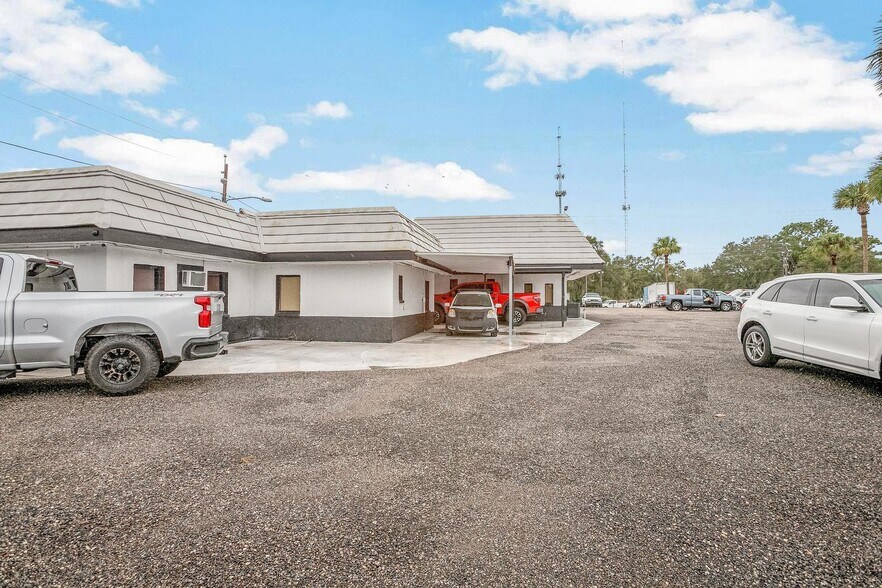 More Photos Of 3000 S Woodland Blvd, Deland Auto Dealership For Sale