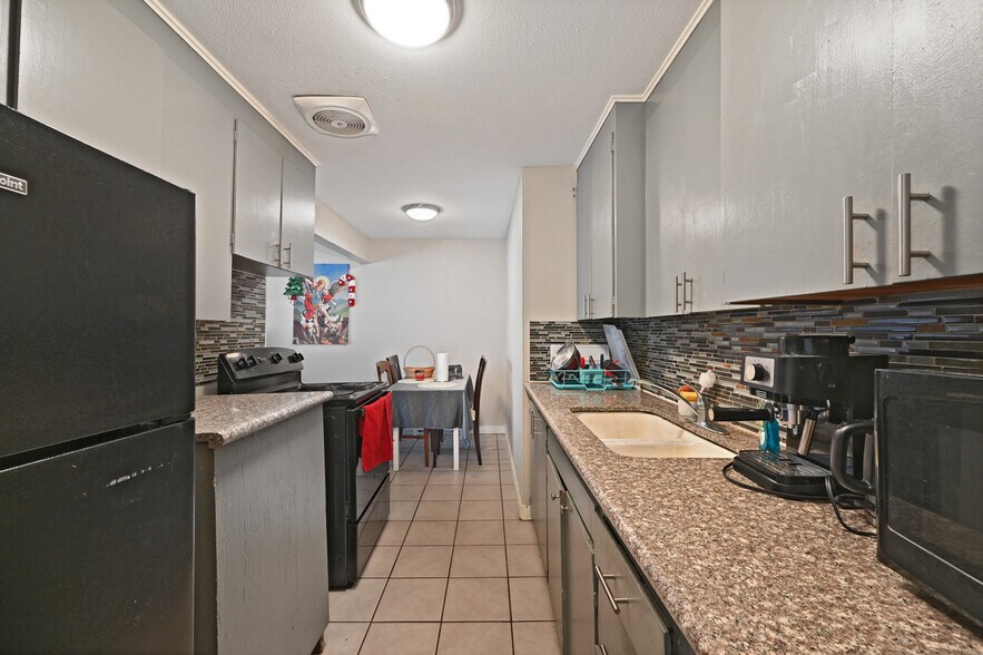 More Photos Of 8340 Rainier Ave S, Seattle Multifamily For Sale