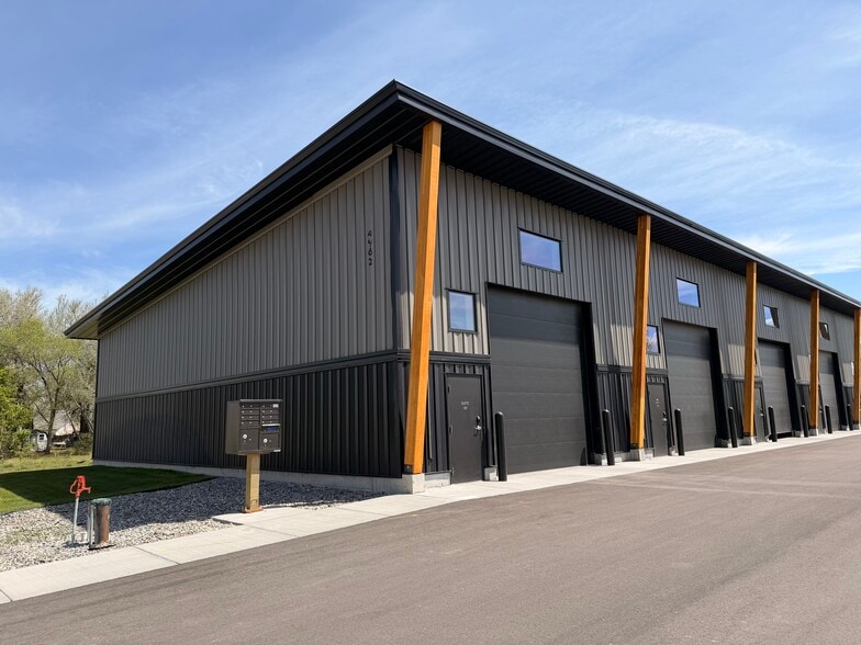 More Photos Of 4962 S 3300 W, Rexburg Light Distribution For Lease