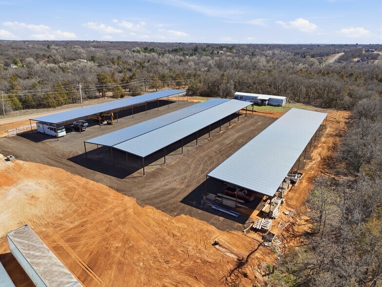 More Photos Of 15401 S Peebly Rd, Newalla Warehouse For Lease