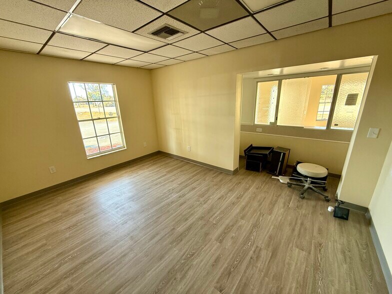 More Photos Of 9030 W Fort Island Trl, Crystal River Medical For Sale