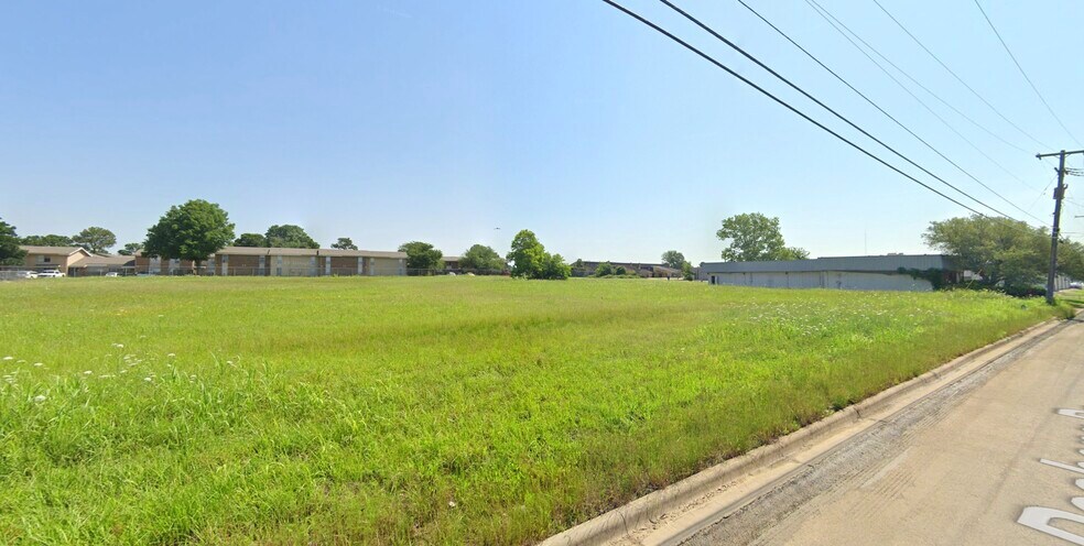 More Photos Of 0 Deshong Dr, Paris Land For Sale