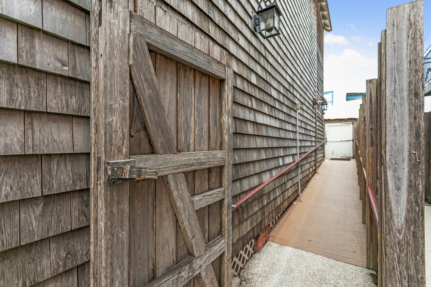 More Photos Of 47 Cordova St, Saint Augustine Restaurant For Sale