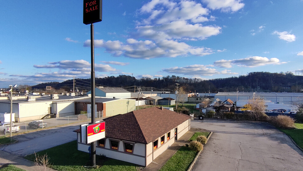 Primary Photo Of 1523 Madison Ave, Huntington Fast Food For Sale