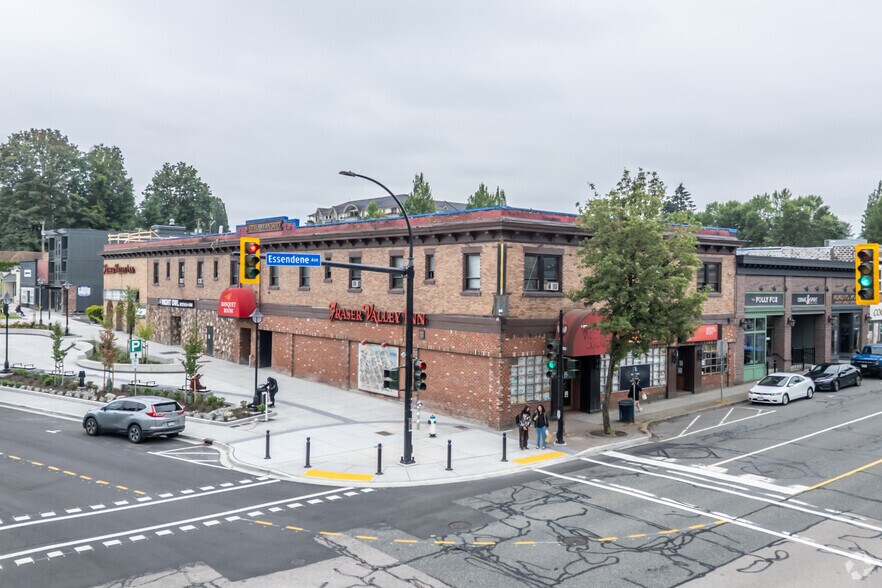 Primary Photo Of 33790 Essendene Ave, Abbotsford Hotel For Lease