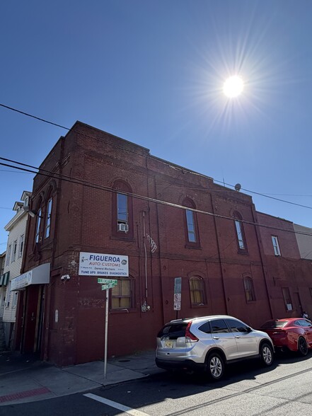 More Photos Of 71 Wayne Ave, Paterson Industrial For Sale