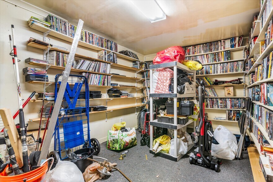 More Photos Of 119-07 Sutphin Blvd, Jamaica Religious Facility For Sale