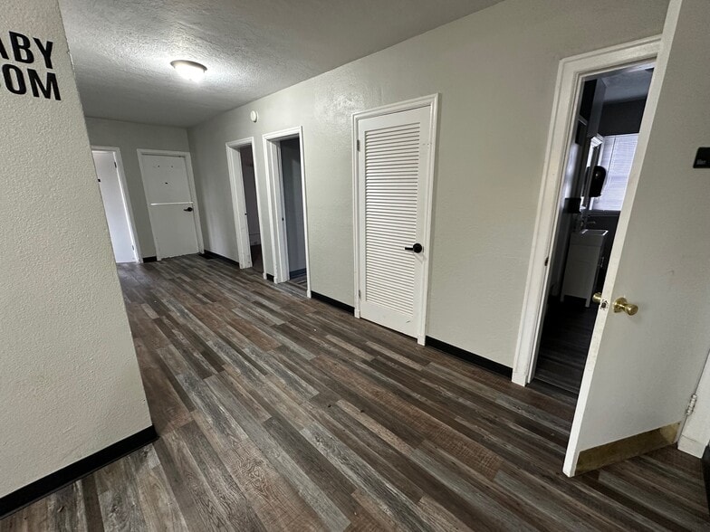More Photos Of 1099 Queen Ave SW, Albany Religious Facility For Sale