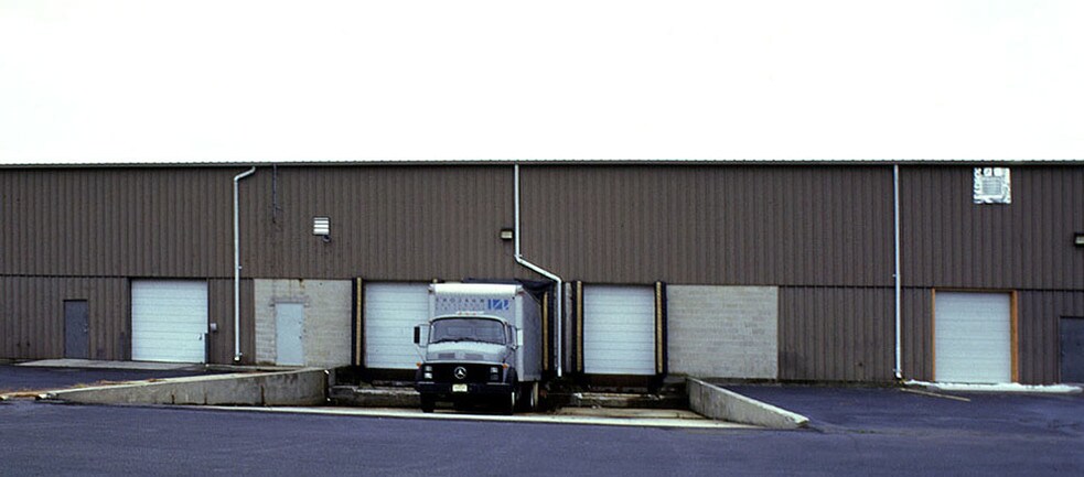 More Photos Of 651 S Mill Rd, Absecon Warehouse For Lease