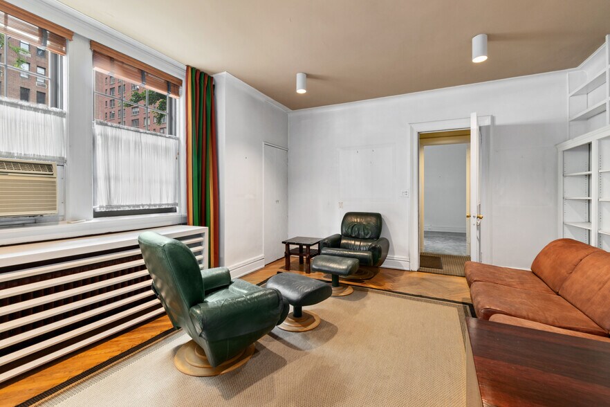 More Photos Of 1111 Park Ave, New York Apartments For Sale