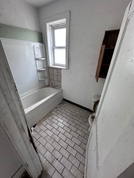 More Photos Of 2360 W Grand Blvd, Detroit Apartments For Sale