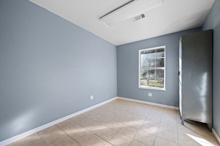More Photos Of 114 Main St, Hull Multifamily For Sale
