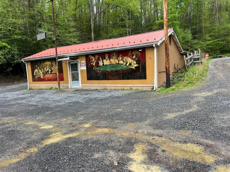 Primary Photo Of 3687 Midland Trl W, Rainelle Bar For Sale