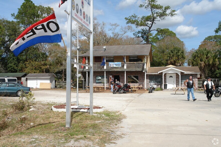 More Photos Of 502 N State St, Bunnell Storefront Retail Residential For Lease