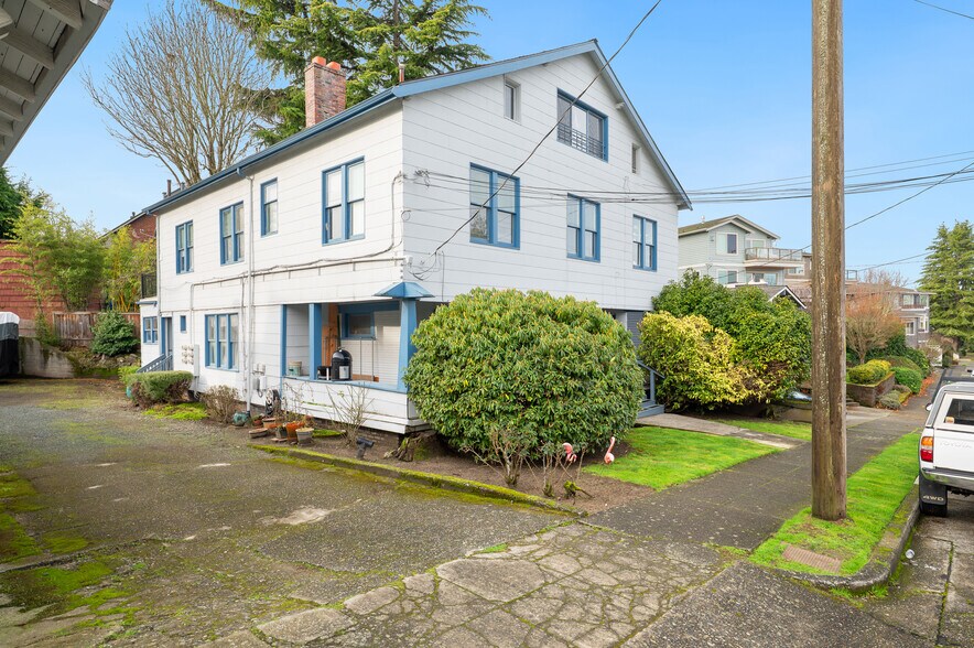 More Photos Of 1425 Palm Ave SW, Seattle Multifamily For Sale
