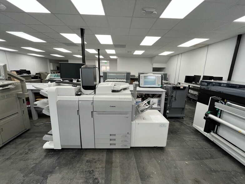 More Photos Of 1363-1365 Westwood Blvd, Los Angeles Storefront Retail Office For Sale