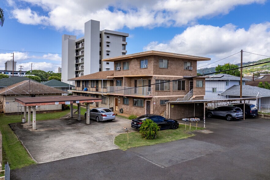 More Photos Of 906 Hausten St, Honolulu Apartments For Sale