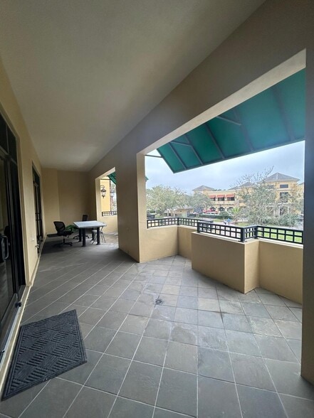 More Photos Of 13538 Village Park Dr, Orlando Office Residential For Lease