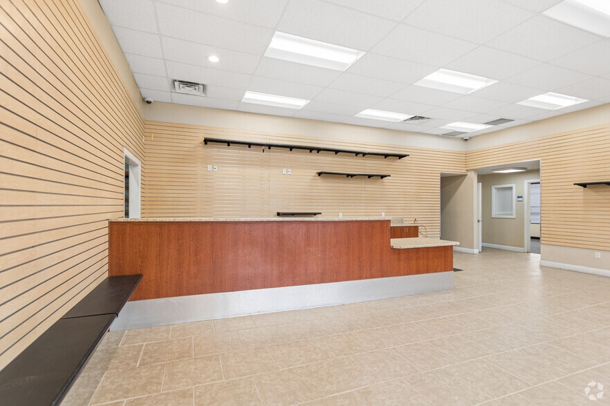 More Photos Of 477 N 100 W, Cedar City Warehouse For Lease