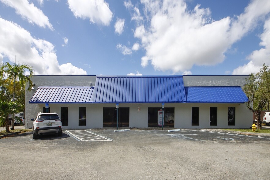 More Photos Of 10101-10163 NW 46th St, Sunrise Warehouse For Lease