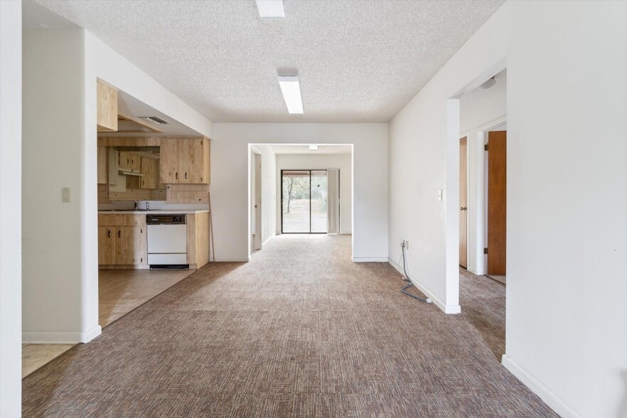 More Photos Of 2303 W Highway 44, Inverness Office For Sale