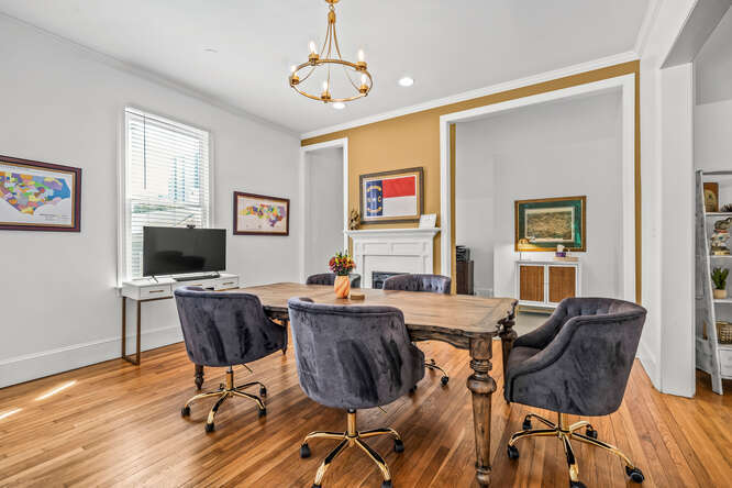 More Photos Of 617 W Jones St, Raleigh Loft Creative Space For Lease