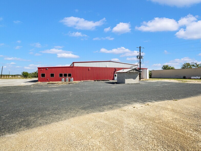 More Photos Of 6411 Highway 90 E, Knippa Refrigeration Cold Storage For Sale