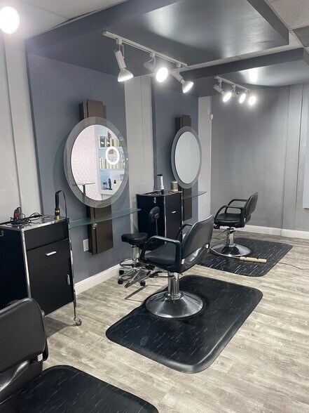 More Photos Of 2503 Westminister Rd, Pearland General Retail For Sale